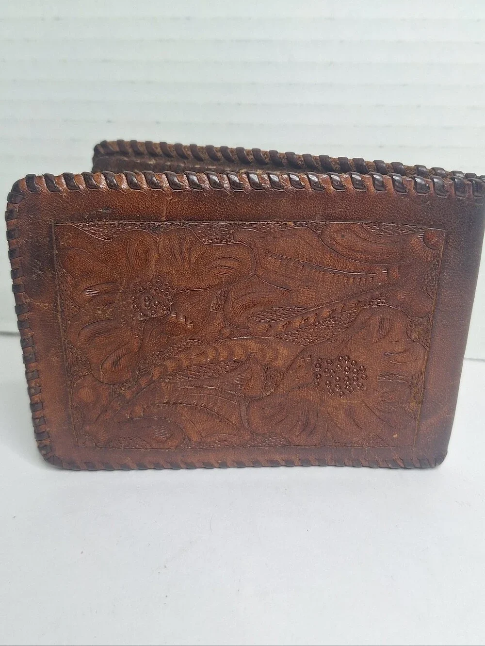 VTG Tooled Leather Wallet Mens Brown Bifold Floral Embossed Western Braided Edge